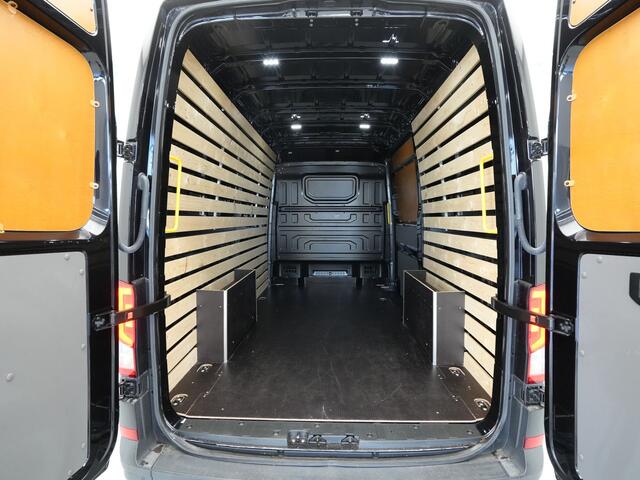 Volkswagen CRAFTER 35 2.0 TDI L3H3 Exclusive EURO VI Trekhaak Navigatie Camera Acc Pdc Stoel/Stuurverwarming Carplay