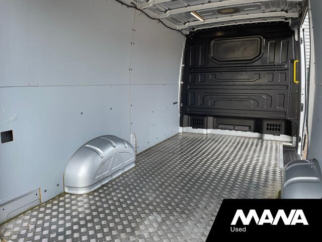 Volkswagen CRAFTER 35 2.0TDI L3H2 Comfortline Airco Cruise Navi Carplay