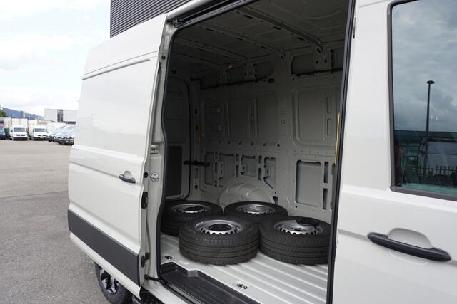 Volkswagen CRAFTER 35 | 140 PK AUT | L3H3 | App-Connect | Cruise | Camera | Verlengde Garantie!