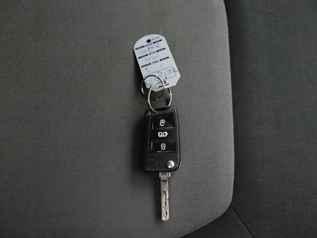 Volkswagen CRAFTER 2.0TDI L3H3 | Laadklep | Laadlift | Airco | Camera | Betimmering