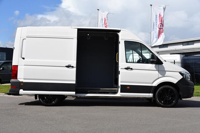 Volkswagen CRAFTER 35 2.0 TDI L3H3 PB Edition Camera, Cruise, Carplay, Trekhaak, multimedia, 140pk, Automaat, Uniek!