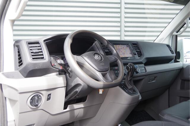 Volkswagen CRAFTER 35 2.0 TDI L3H3 177PK AUT. LEDER, VANSTEP TREKHAAK, ZONNEKLEP, CAMERA, NAVI, CARPLAY, CRUISE, AIRCO