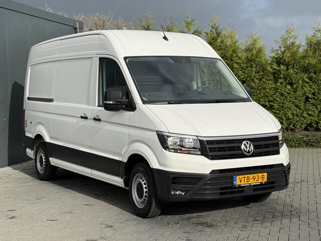 Volkswagen CRAFTER 35 2.0 TDI HIGHLINE+ / L3H3 / 750 KG DHOLLANDIA HYDR. LAADKLEP / AIRCO / CRUISE / NAVI / CAMERA / CARPLAY