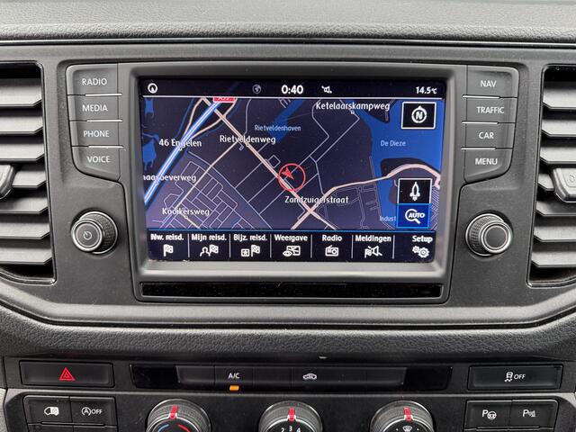 Volkswagen CRAFTER 35 2.0 TDI 141PK Euro 6 L3H3 CarPlay/cruise/camera/trekhaak