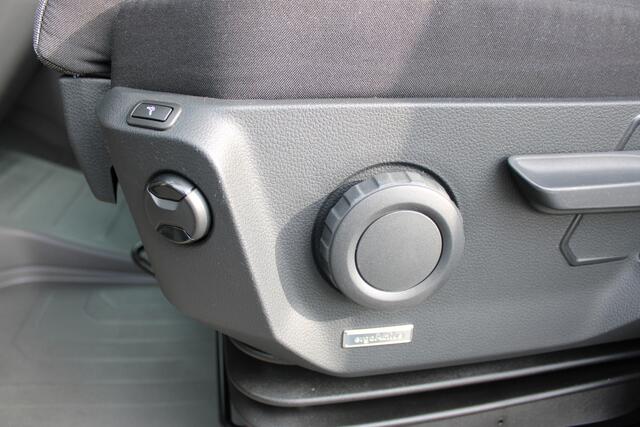 Volkswagen CRAFTER 35 Dubbel Cabine 2.0 TDI 140PK L3H3 |LED|AUTOMAAT|18-INCH|CAMERA|