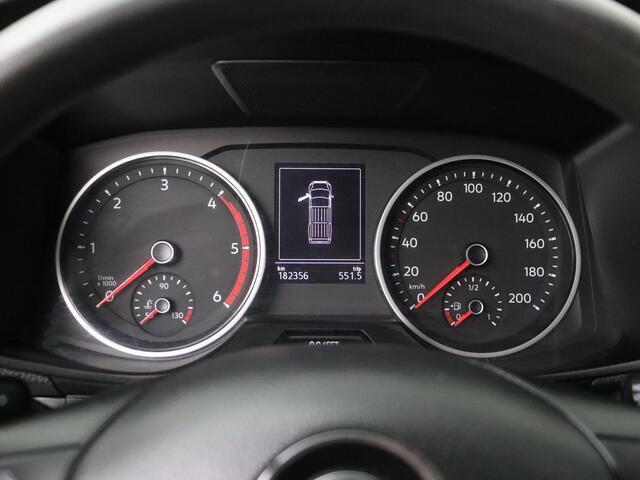 Volkswagen CRAFTER 2.0TDi 140PK DSG Automaat L3H2 | Led | Highline | Standverwarming | Navigatie | Camera | Airco | Cruise | Trekhaak