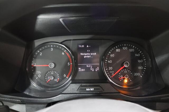 Volkswagen CRAFTER 35 2.0 TDI L3 DC Trendline | 140 PK | Navigatiesysteem | Cruise control | Apple CarPlay / Android Auto |
