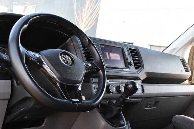 Volkswagen CRAFTER 35 2.0 TDI L3H2 Highline PB Edition Cruise, Carplay, 140PK, Mutlimedia, Sensoren, Voorruit verwarming, UNIEK!