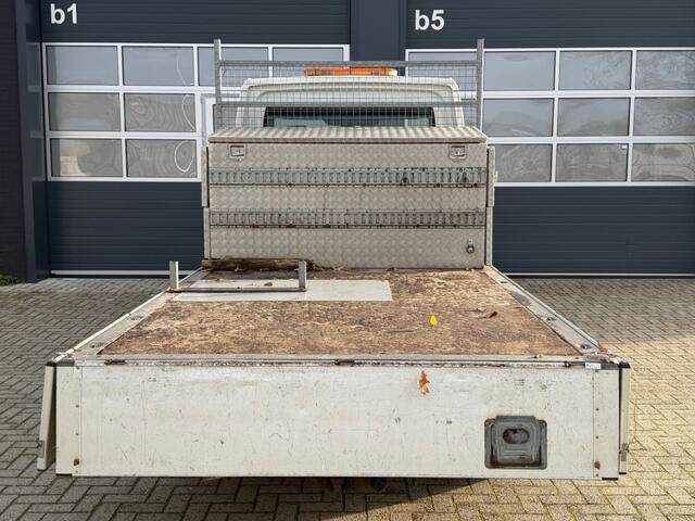 Volkswagen CRAFTER 35 2.0 TDI L3 Dubbel cabine Euro6 Pick-up / Open laadbak / Airco / Trekhaak 2800KG