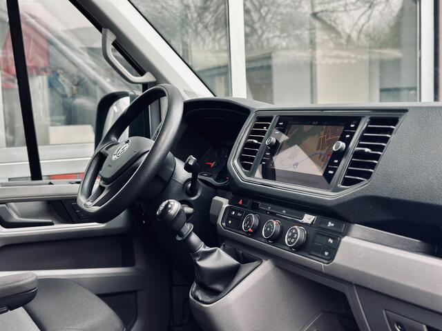 Volkswagen CRAFTER 35 2.0 TDI L3H3 | Blackline | Navigatie | PDC | Trekhaak | Opstaptrede | Verwarmde voorruit | Ex btw