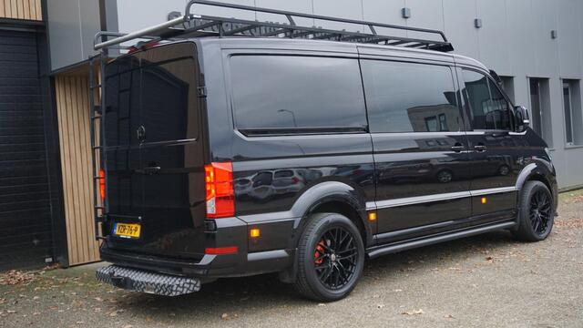 Volkswagen CRAFTER 2.0 TDI 177pk DC 5-Zits DSG L3H2 Exclusive *BLACK Edition* 20inch LM LED Navi Geveerde stoel 1e Eigenaar *Eyecatcher*