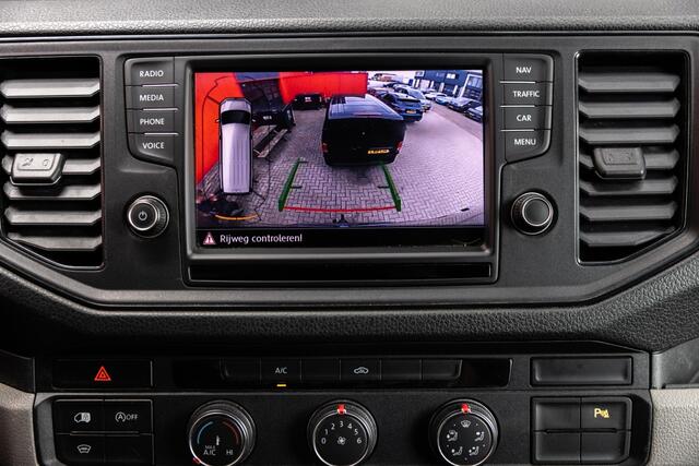 Volkswagen CRAFTER 30 2.0 TDI L3H3 Highline Aut. | Camera | Navi | Cruise | Trekhaa