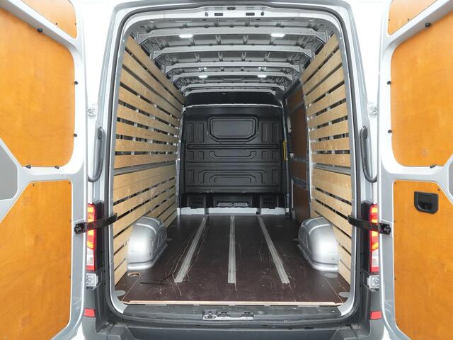 Volkswagen CRAFTER 30 2.0 TDI 130kW 177PK L3H3 Exclusive AUT