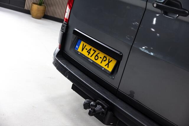 Volkswagen CRAFTER 30 2.0 TDI L3H3 Highline Aut. | Camera | Navi | Cruise | Trekhaa