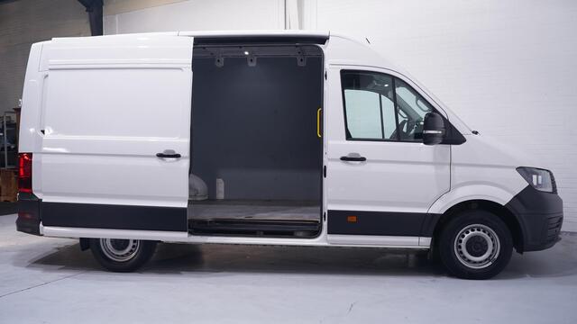 Volkswagen CRAFTER 2.0 TDI va 399,- p/mnd, L3H3 Airco, Navi, Apple Carplay, Laadruimte Pakket, PDC V+A, 3-Zits