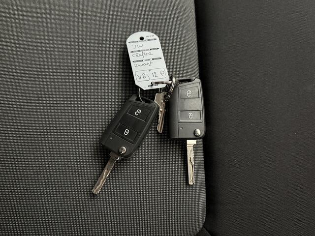 Volkswagen CRAFTER 177PK Automaat Lowliner Bakwagen | Valklep | Oprijklep | Navigatie | 3-Zits | Airco | Dakspoiler