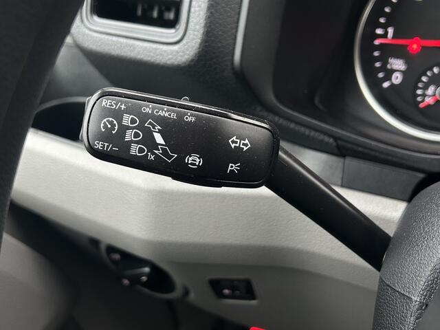 Volkswagen CRAFTER 35 2.0 TDI 140 PK HIGHLINE / L3H3 / 1e EIG. / TREKHAAK / AIRCO / CRUISE / BLUETOOTH / 6-BAK