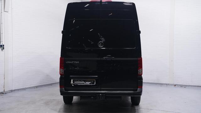 Volkswagen CRAFTER 2.0 TDI 177 pk DSG Aut. L3H3 Navi, Camera Laadruimte Pakket, Trekhaak 3.000 kg, 3-Zits