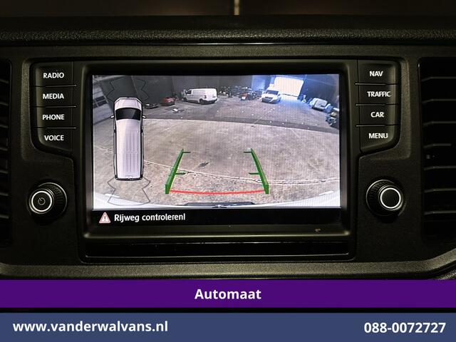 Volkswagen CRAFTER 2.0 TDI 140pk Automaat L3H3 L2H2 Euro6 Airco | Navigatie | Camera | Apple Carplay | Chauffeursstoel Android Auto, Leder, Parkeersensoren, Bijrijdersbank