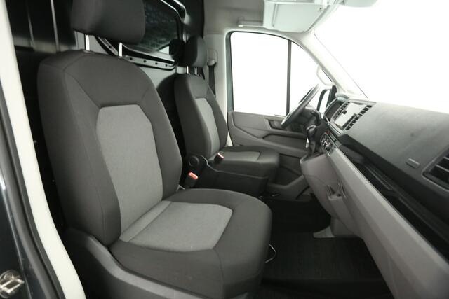 Volkswagen CRAFTER 2.0 TDI L3H3 | 140PK | 3000KG Trekgew. | Aut. | Airco | Camera | Carplay | Navigatie | Parkeersens.