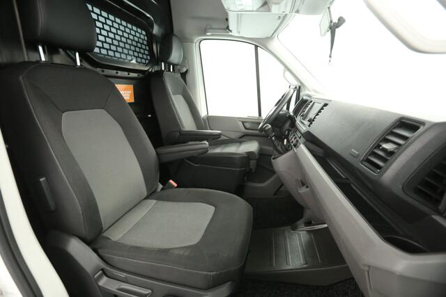 Volkswagen CRAFTER 2.0 TDI L3H3 | Laadklep | Airco | Camera | Cruise | Carplay | Parkeersensoren