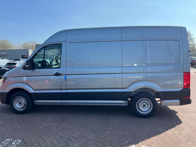 Volkswagen CRAFTER Bedrijfswagens Highline L3H3 2.0 TDI 130 kW 177 pk 8 versn. Auto | BPM vrij | Middelhoog dak | Trekhaak met vaste kogel | Climatronic airconditioning |