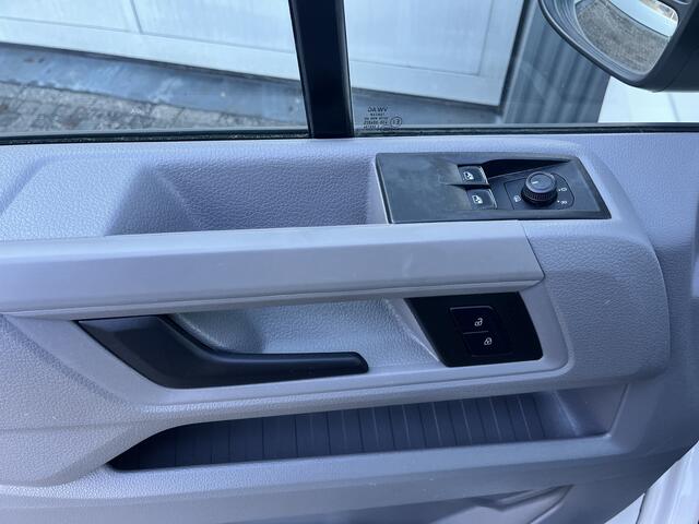 Volkswagen CRAFTER 35 2.0 TDI DC Open laadbak Airco Cruise controle Pick-up Euro 6 Parkeerhulp achter evt 3000kg trekgewicht 6 persoons p-up bakwagen open laadbak Pritsche