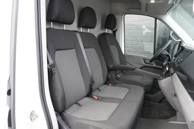 Volkswagen CRAFTER 2.0 TDI 140PK L3H2 Automaat EURO 6 - Airco - Cruise - Camera - ¤ 17.499,- Excl.