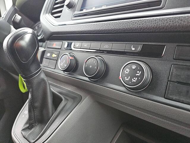 Volkswagen CRAFTER 35 2.0 TDI L4H3 Automaat Navi Camera Airco Cruise Control PDC Trekhaak Euro6 177 PK!