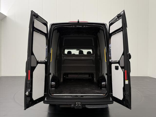 Volkswagen CRAFTER 2.0TDI 180PK DSG Automaat L3H3 Dubbele Cabine Exclusive | 7-Persoons | Multimedia | Camera | Trekhaak