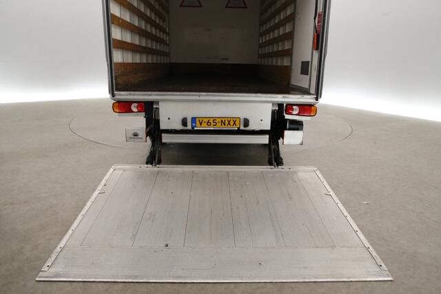 Volkswagen CRAFTER 2.0 TDI | Bakwagen | Laadklep | Zijdeur | Airco | 3 Zits | Camera | Carplay | Navigatie