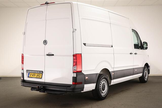Volkswagen CRAFTER 30 2.0 TDI L3H2 Highline | MULTIMEDIA PACK | STUURVERWARMING | DAB | APPLE | CAMERA | TREKHAAK