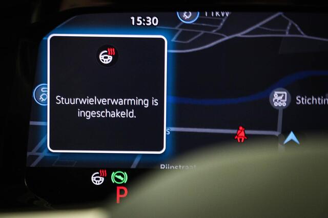 Volkswagen CRAFTER 30 2.0 TDI L3H2 Highline | MULTIMEDIA PACK | STUURVERWARMING | DAB | APPLE | CAMERA | TREKHAAK