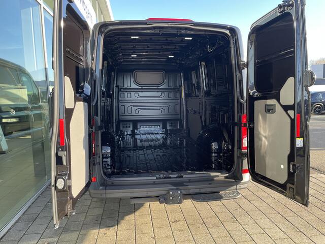 Volkswagen CRAFTER 35 2.0 TDI L3H2 Trendline 140pk Hand | Trekhaak met opstap | App connect