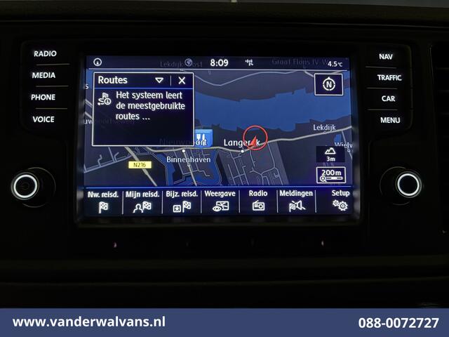 Volkswagen CRAFTER 2.0 TDI L3H3 L2H2 Euro6 Airco | Navigatie | Camera | 2500kg Trekhaak | Apple Carplay | Cruisecontrol Chauffeursstoel, Android Auto, Parkeersensoren, Bijrijdersbank