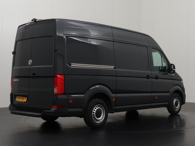 Volkswagen CRAFTER 2.0TDI 140PK Highline L3H3 | Euro 6 | Navigatie | Camera | 3-Zits | Airco | Cruise