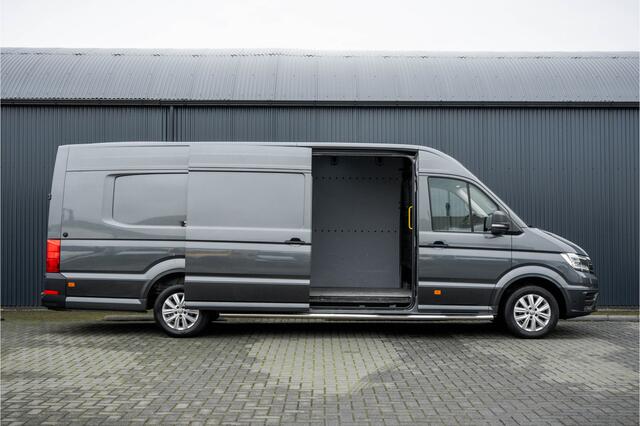 Volkswagen CRAFTER 35 2.0 TDI L5H3 Highline | 177PK | Stoelmassage | LED | Camera | Automaat | Carplay | Cruise | Navi | Airco | Trekhaak | Stoelmasssage