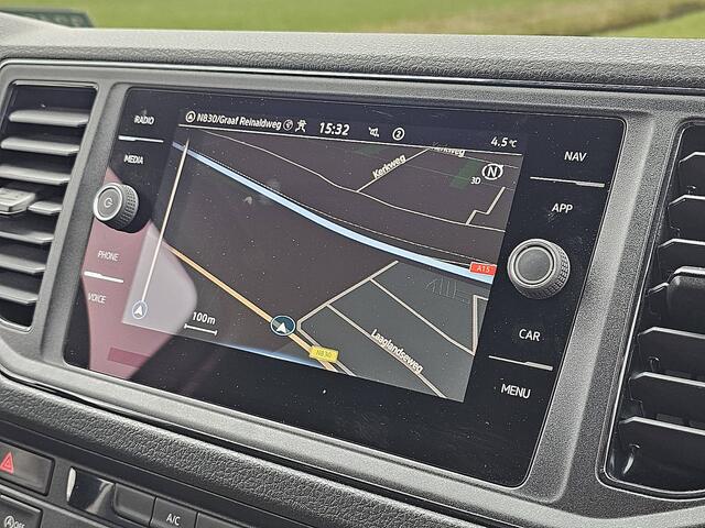 Volkswagen CRAFTER 35 2.0 TDI L4 Trendline Bakwagen Laadklep Lat-om-Lat Betimmerd Spoiler Zijdeur Euro6 140Pk Bpm-Vrij!