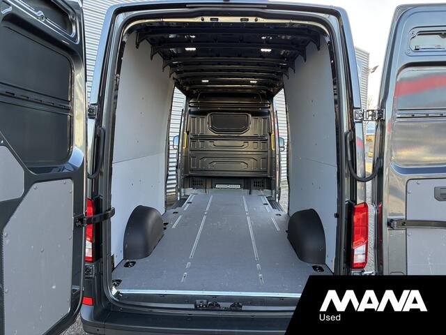 Volkswagen CRAFTER 2.0TDI 177PK L4H3 Automaat LED Leer Cruise Carplay Lederen bekleding Dubbele schuifdeur Camera