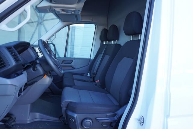 Volkswagen CRAFTER 177pk Automaat 4x4 L3H3/L2H2 4Motion Apple carplay Trekhaak Camera Cruise control