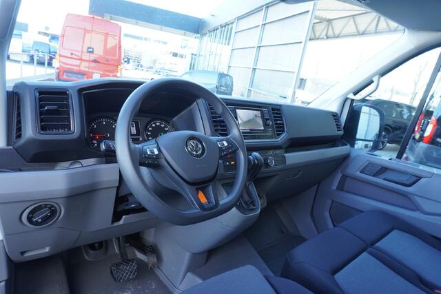 Volkswagen CRAFTER 177pk Automaat 4x4 L3H3/L2H2 4Motion Apple carplay Trekhaak Camera Cruise control