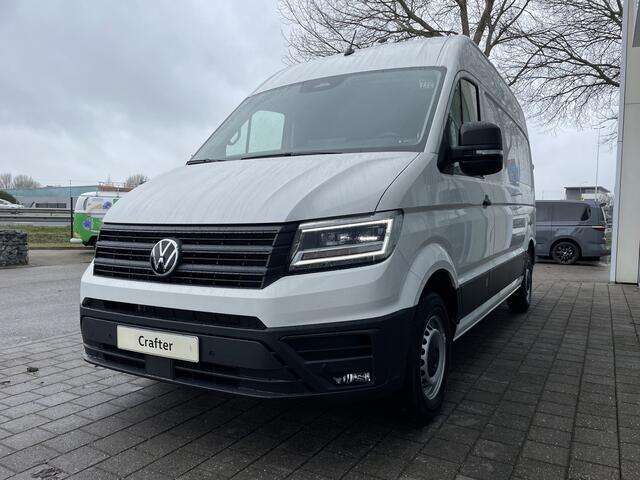 Volkswagen CRAFTER 35 2.0 TDI L3H3 Highline 140pk Automaat | Trekhaak met opstap | App connect | 3 Zits excl BTW / incl BPM