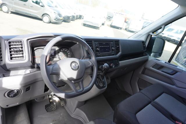 Volkswagen CRAFTER 180pk Automaat L3H3/L2H2 Apple carplay Camera Airco 3-zits