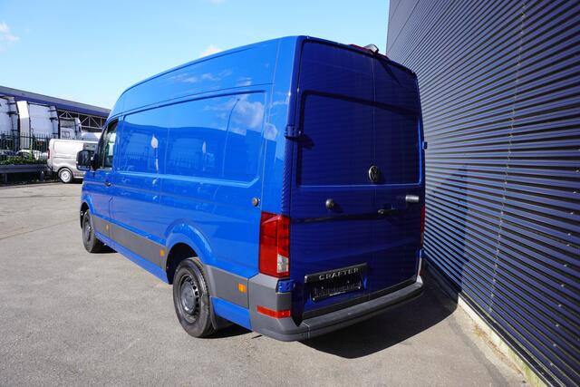 Volkswagen CRAFTER 35 140pk L3H3/L2H2 Facelift Apple Carplay Camera Betimmering Cruise control Digitaal Dashboard