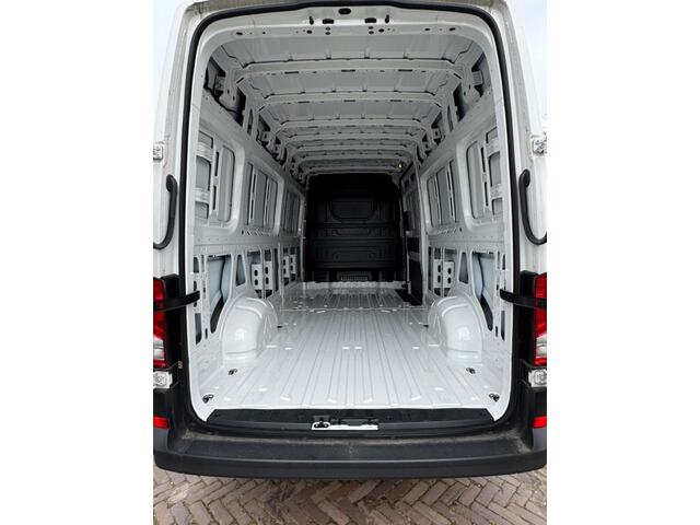 Volkswagen CRAFTER 35 2.0 TDI L4h3 140pk 449/3500 NIEUW BPM VRIJ RIJKLAAR
