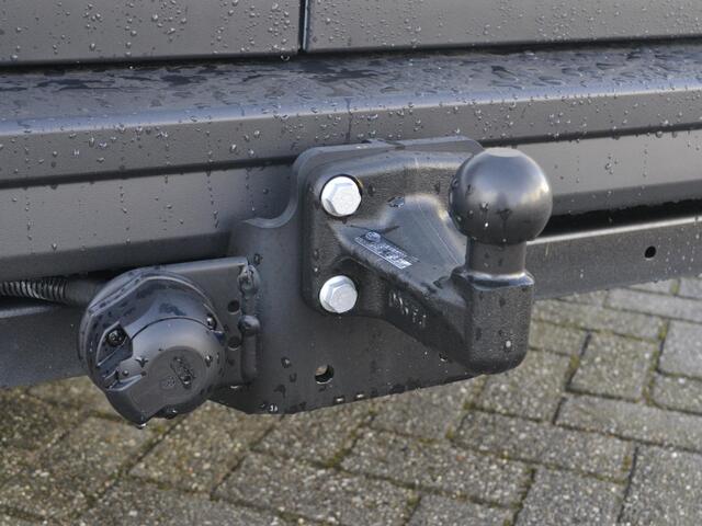 Volkswagen CRAFTER Bedrijfswagens 35 Trendline 2.0 TDI 140pk L3H3 · Tussenschot · Trekhaak · Alarm · P-Sensoren · Cruise Control · Camera · Apple/Android Car Play · Garantie t/m 22-12-2028 of 120.000km