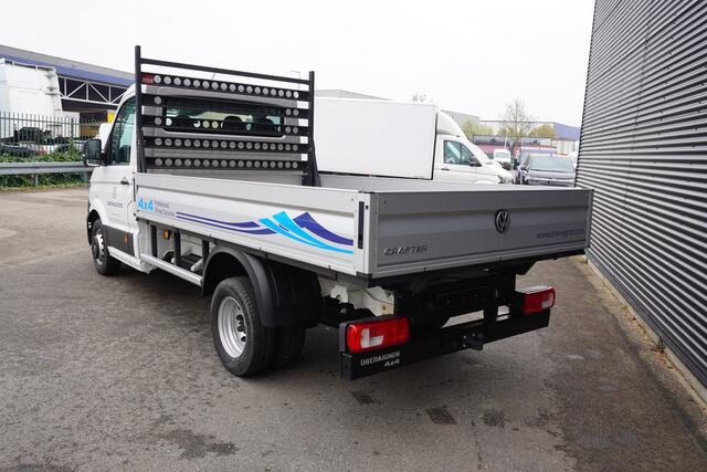 Volkswagen CRAFTER 180pk Dubbellucht 4x4 Oberaigner 4Motion AWD Dubbellucht Open laadbak Trekhaak Cruise control Stoelverwarming Apple Carplay