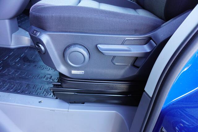 Volkswagen CRAFTER 180pk Automaat L3H3/L2H2 LED Apple Carplay Camera Navigatie Stoelverwarming Cruise control