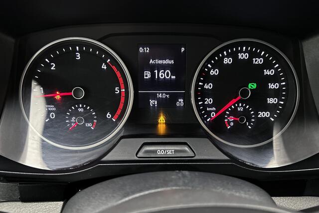 Volkswagen CRAFTER 2.0 TDI 140PK L3H3 DSG | Airconditioning | Cruise control | Parkeersensoren | Trekhaak | Automaat