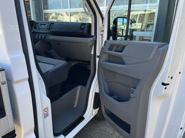 Volkswagen CRAFTER 35 2.0 TDI L4 Open laadbak Pick-up Airco Cruise controle 3-Persoons 1e eigenaar Dealer onderhouden p-up bakwagen Achterruitrijcamera Lederbekleding Werkverlichting